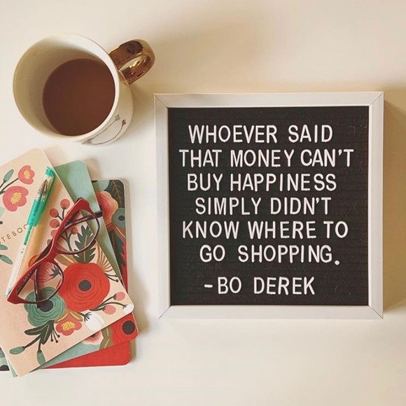 Closet Bookmark ๐ - Picture 2 of 2